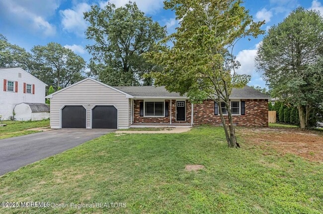 Building Photo - 821 Bay Ave