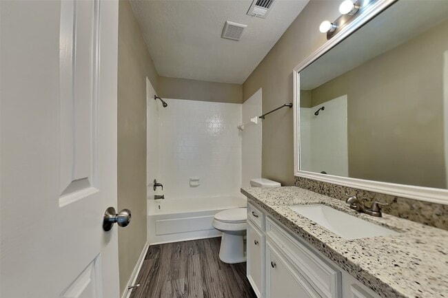 Building Photo - 12522 Lusterleaf Dr