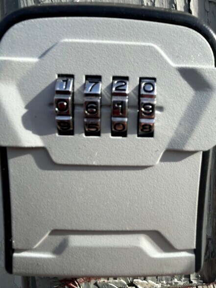 Building Photo - 3100 Bond Ave