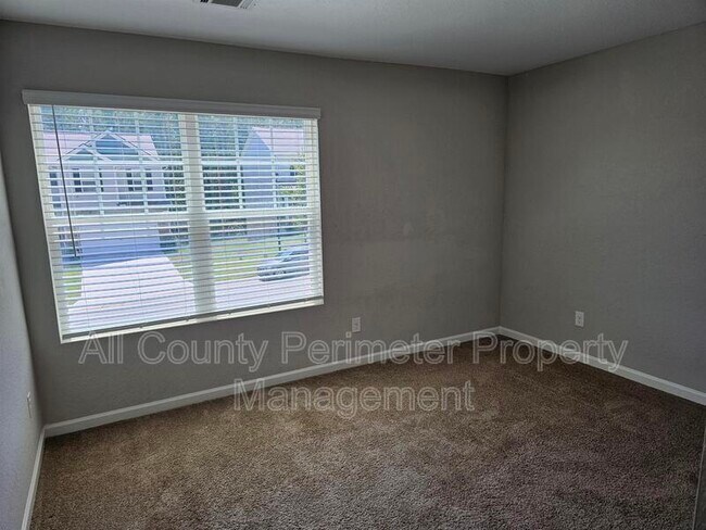 Building Photo - 303 Augusta Woods Dr