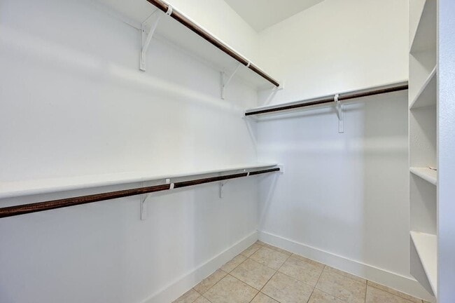 Building Photo - 7512 Easy Wind Dr