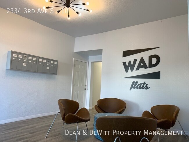 Building Photo - 2334 3rd Ave S