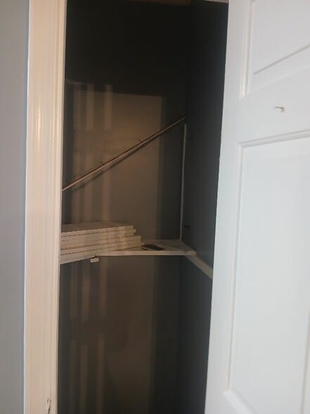 Building Photo - 205 H Ave