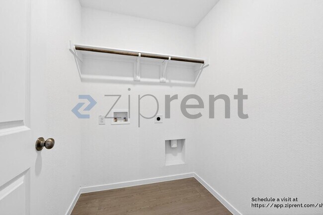 Building Photo - 528 Waymaker Wy