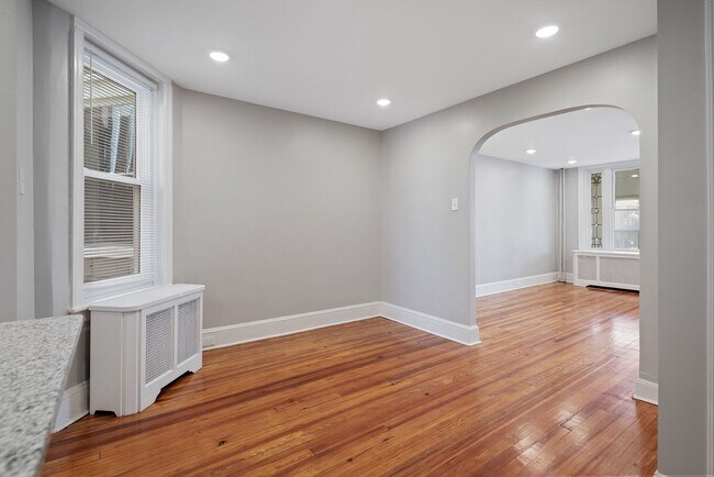 Building Photo - 3 bedroom 1 bath home in Cobbs Creek