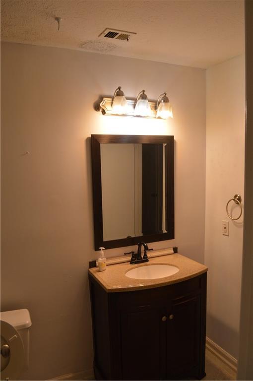 Building Photo - 527 Warm Springs Cir