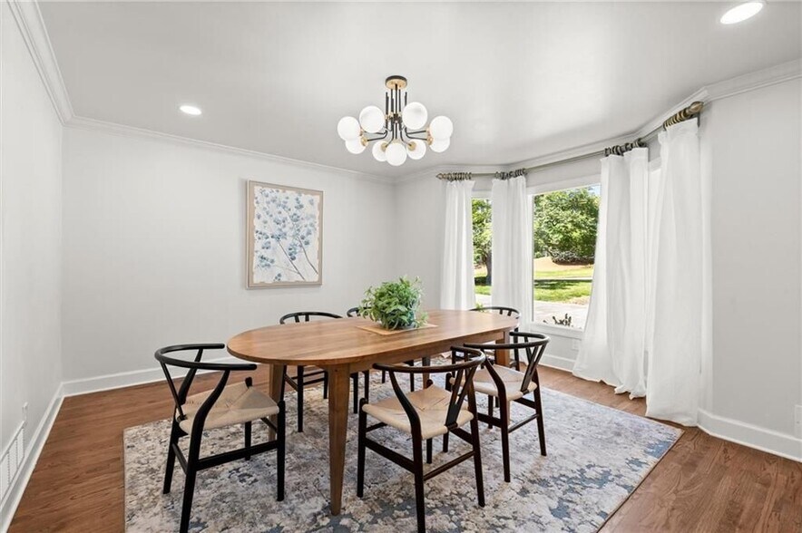 Building Photo - 459 Atlanta Country Club Dr