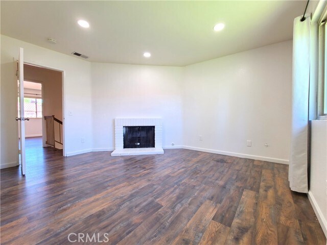 Building Photo - 1077 S Santo Antonio Dr