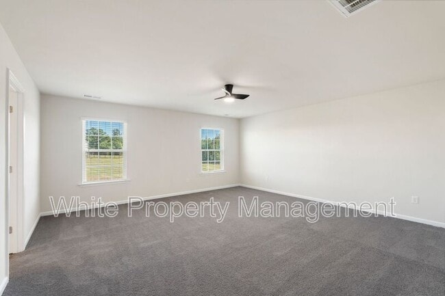 Building Photo - 2039 Morning Gold Dr