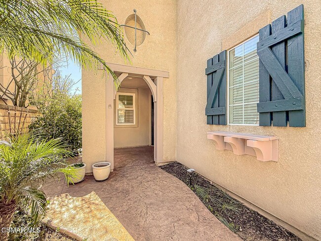 Building Photo - Beautiful Light and Bright Dos Vientos Home featuring 4 Bedrooms + 3 Bathrooms