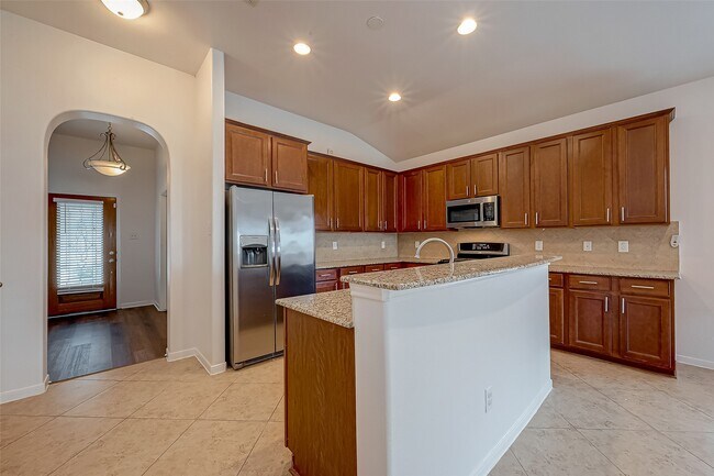 Building Photo - 502 Stream Mill Ln