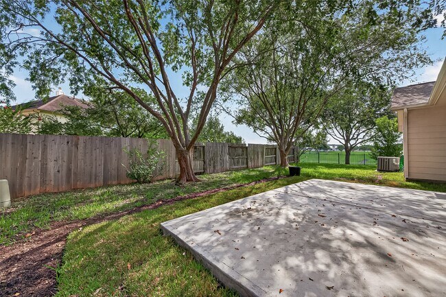 Building Photo - 5535 Gable Meadows Dr