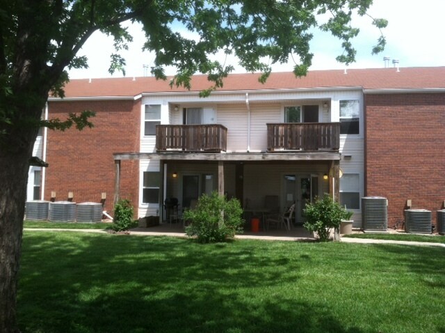 Building Photo - 1259 N Buckner St