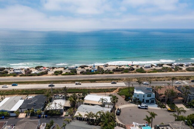 Building Photo - 6550 Ponto Dr