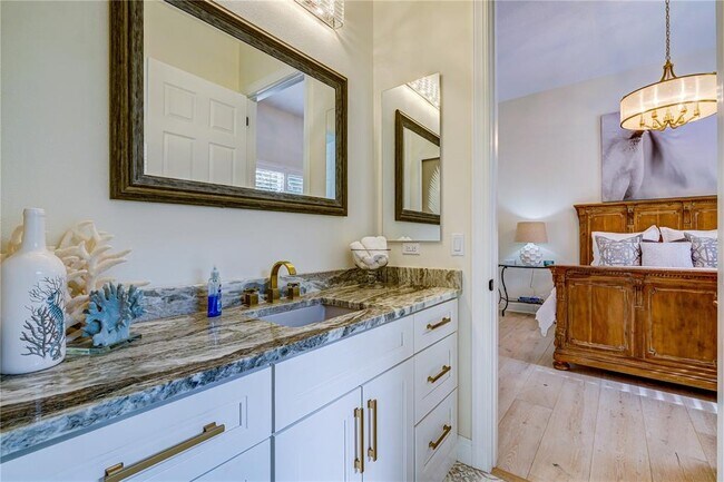 Building Photo - 4709 Mainsail Dr