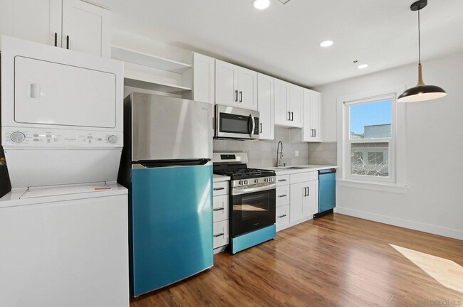 Building Photo - 312 Brookes Ave