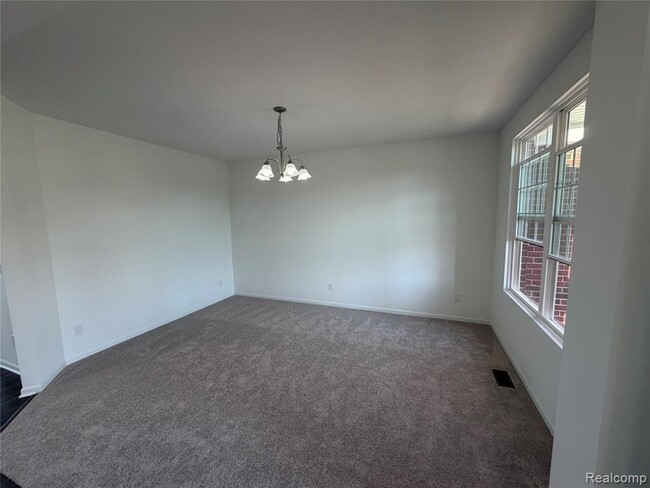 Building Photo - 22274 Hilda Ln