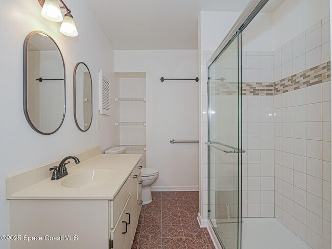 Building Photo - 2103 31st Ave