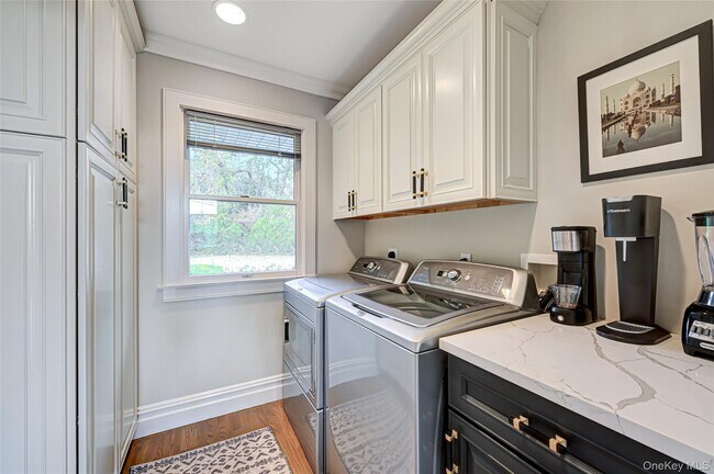 Building Photo - 31 B Club Ln