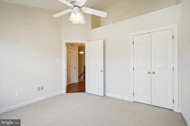 Building Photo - 4524 Fair Valley Dr