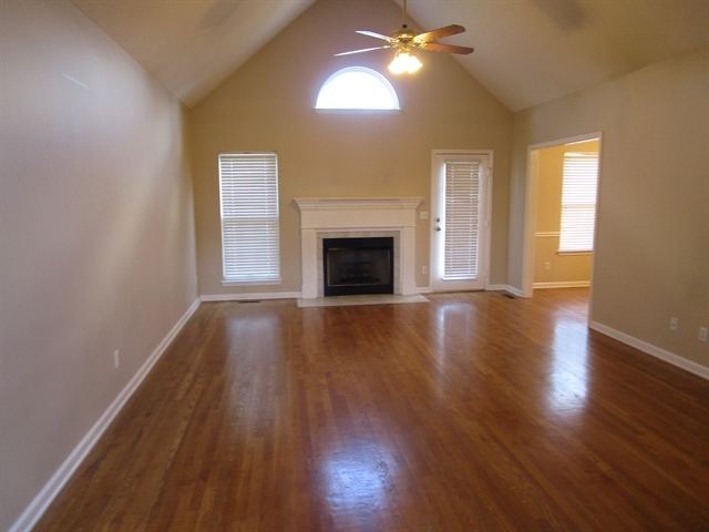 Building Photo - 2905 Runnymeade Dr