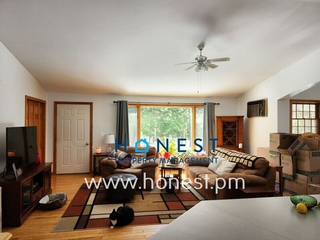 Building Photo - 12 Joey Ln