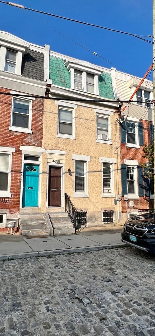 Primary Photo - 4 Bedroom House For Rent In Manayunk