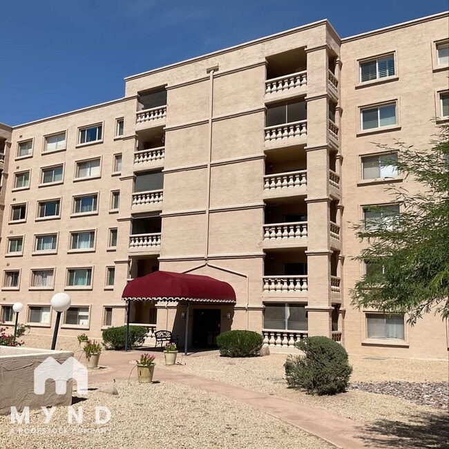 Building Photo - 7850 E Camelback Rd
