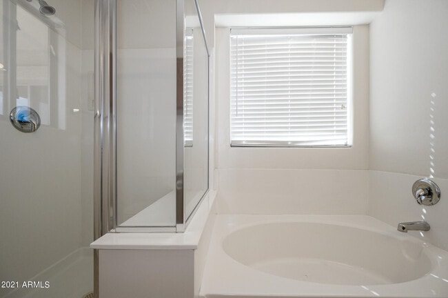 Building Photo - 1647 E Keith Ave