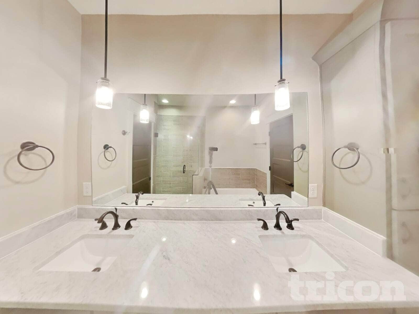 Building Photo - 6813 Charlotte Pike