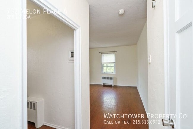 Building Photo - 732 Melon Pl