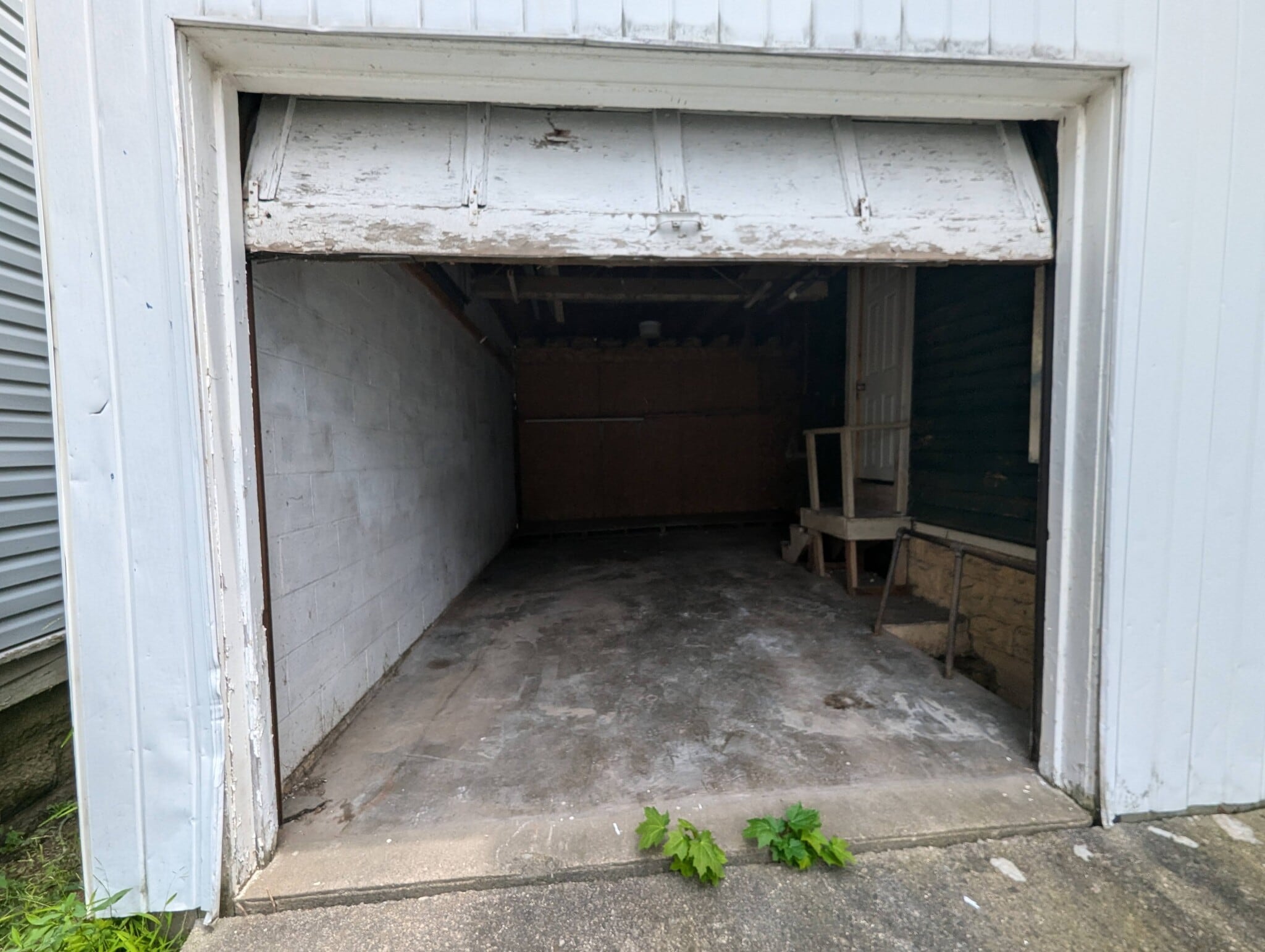 Building Photo - 22 Charlotte Ave