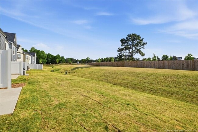 Building Photo - 1952 Dapple Dr