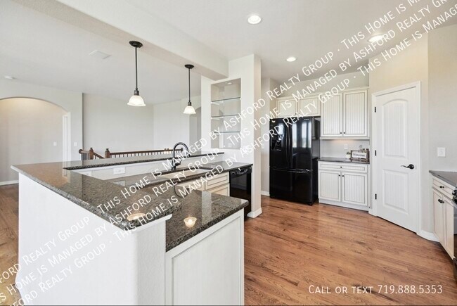 Building Photo - 10402 Capital Peak Way