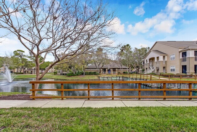 Building Photo - 9 Arbor Club Dr