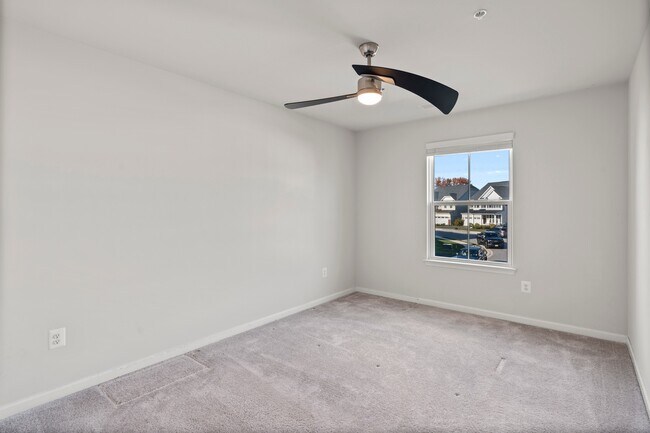 Building Photo - 311 Sunrise Ct
