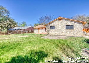 Building Photo - 922 Clearview Dr