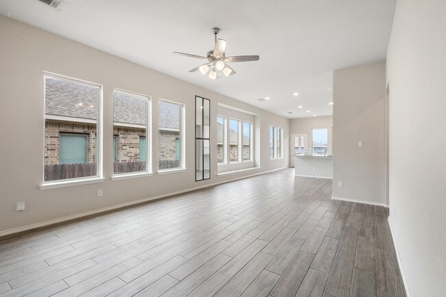 Building Photo - 2630 River Pointe