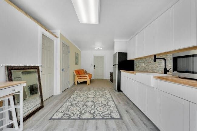 Building Photo - 209 S Palmway