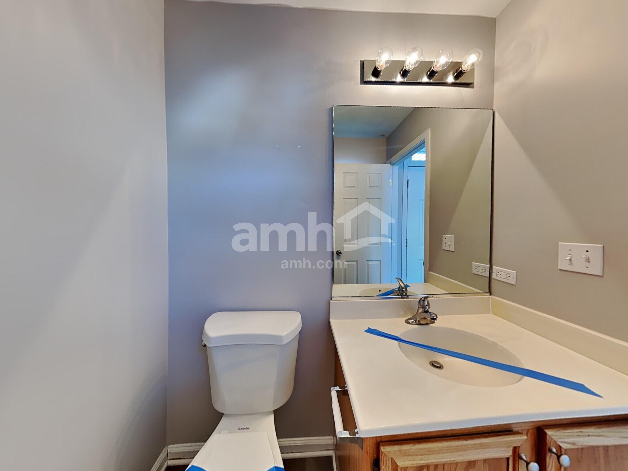 Building Photo - 15 Larkspur Ct