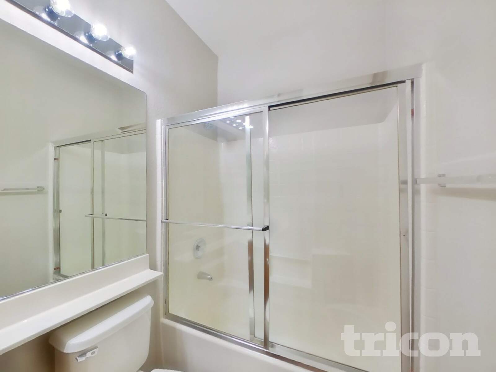 Building Photo - 2911 Extravagant Ave