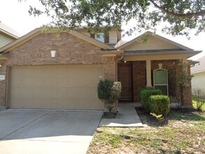 Building Photo - 2318 Village Stone Ct