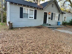 Building Photo - 2033 California Ave