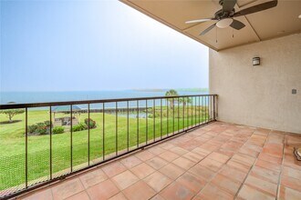 Building Photo - 401 Lakeside Ln