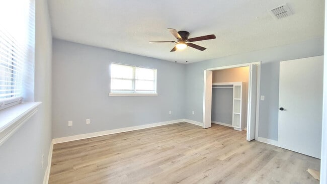 Building Photo - 4814 13th St