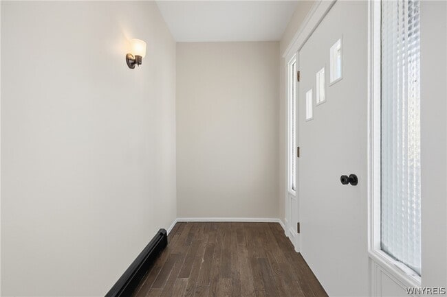 Building Photo - 36 Krakow St