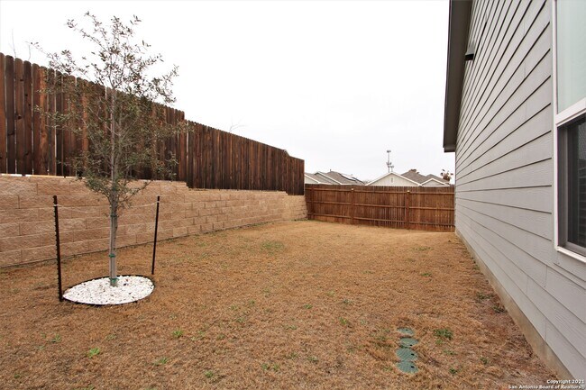 Building Photo - 11314 Babcock Bnd