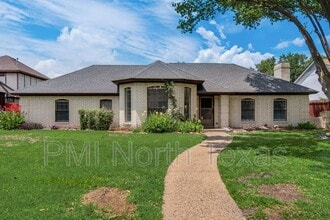 Building Photo - 3009 Malibu Pl