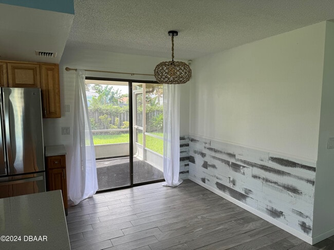 Building Photo - 12 Ocean Crest Dr