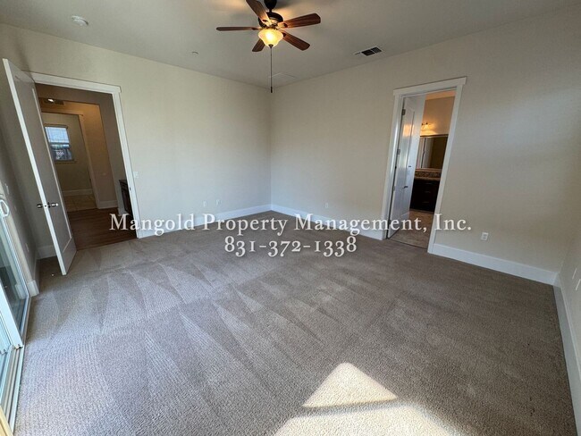 Building Photo - Stunning 3 Bed 2 Bath Home in East Garriso...